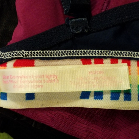 VS PINK Wear Everywhere Lightly Lined t-shirt Bra - Picture 4 of 7